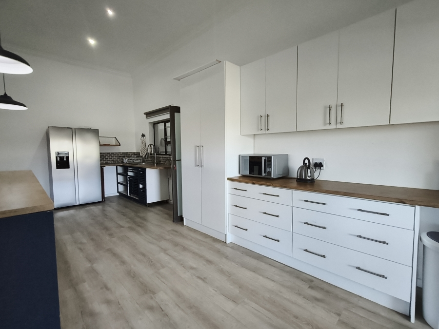 4 Bedroom Property for Sale in C Place Eastern Cape